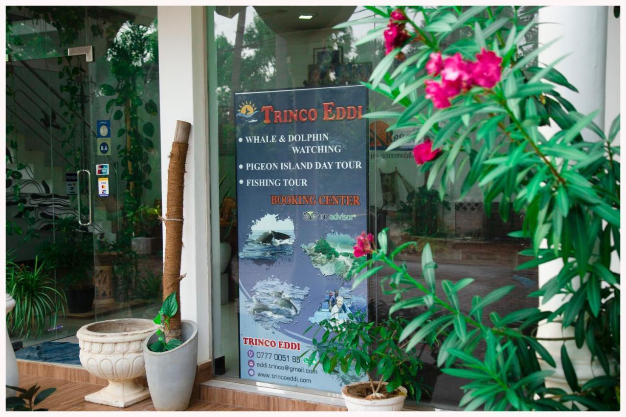 French Garden Resort Uppuveli Bagian luar foto