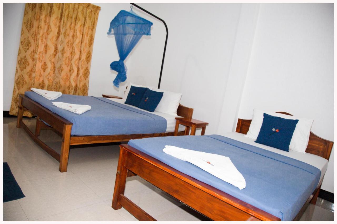 French Garden Resort Uppuveli Bagian luar foto
