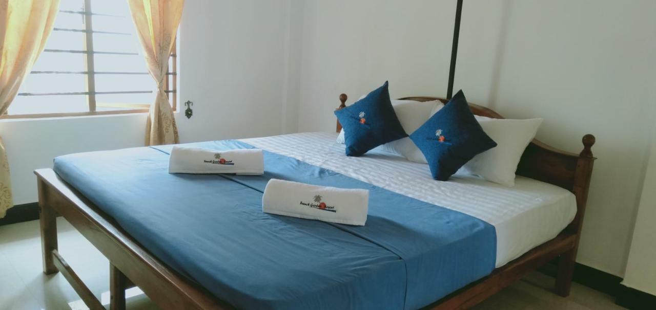 French Garden Resort Uppuveli Bagian luar foto